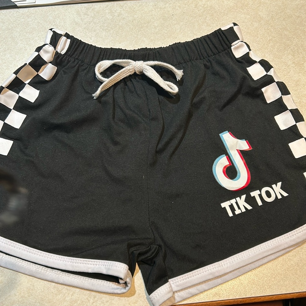 TIK TOK SHORTS